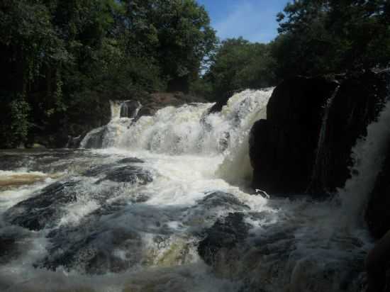 CACHOEIRA , POR JORGE PEREIRA - NOVA SANTA BRBARA - PR