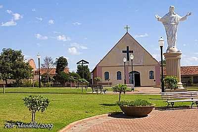 IGREJA MATRIZ-FOTO:ACIR MANDELLO  - NOVA SANTA BRBARA - PR