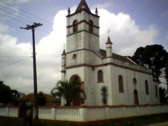 IGREJA DO LOCAL., POR LETCIA GAIO - NOVA TIROL - PR