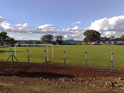 CAMPO DE FUTEBOL-FOTO:POTEROPSKI - NOVO ITACOLOMI - PR