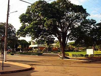 PRAA DA RODOVIRIA-FOTO:ODAIRE REIS  - OURIZONA - PR