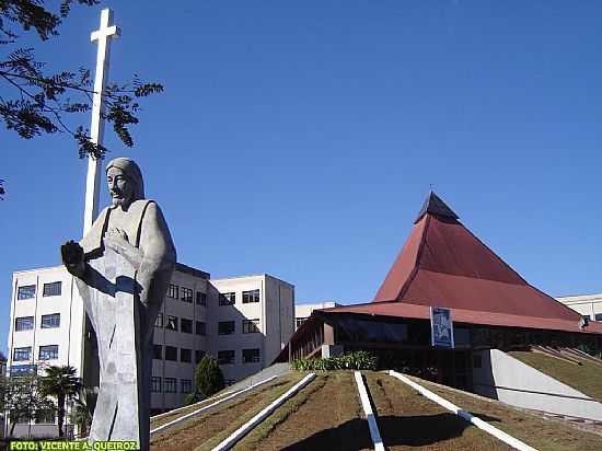 CATEDRAL DO SENHOR BOM JESUS EM PALMAS-PR-FOTO:VICENTE A. QUEIROZ - PALMAS - PR