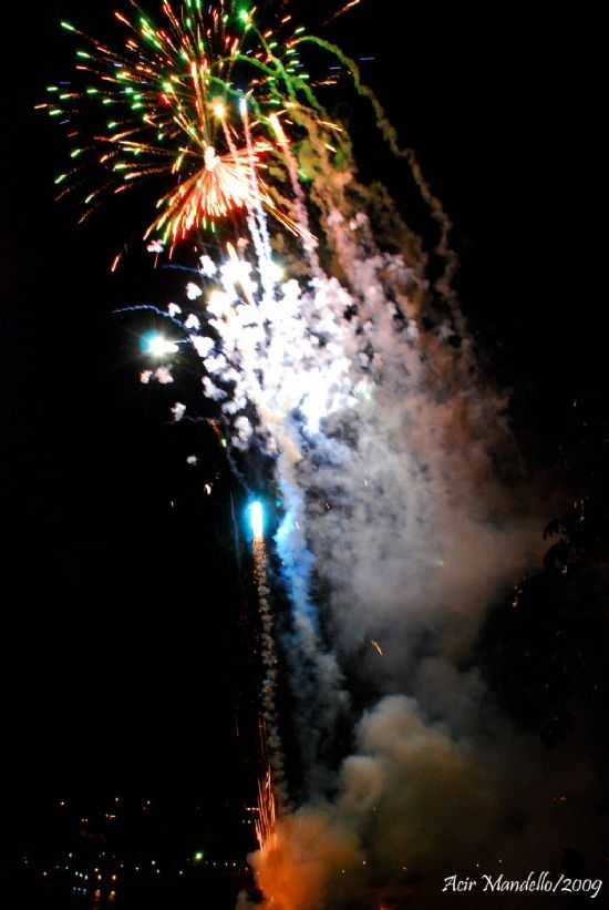 REVEILLON EM PARANAGI-PR, POR ACIR MANDELLO - PARANAGI - PR