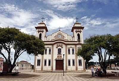 FOTO: THEO MARQUES - PIRA DO SUL - PR