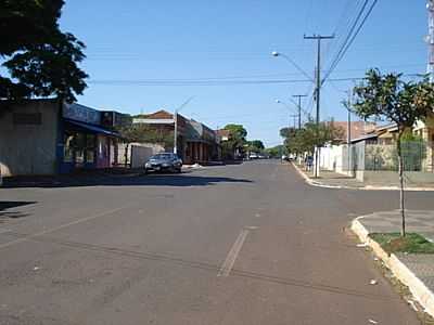 PITANGUEIRAS  FOTO
POR JOS CARLOS FARINA  - PITANGUEIRAS - PR