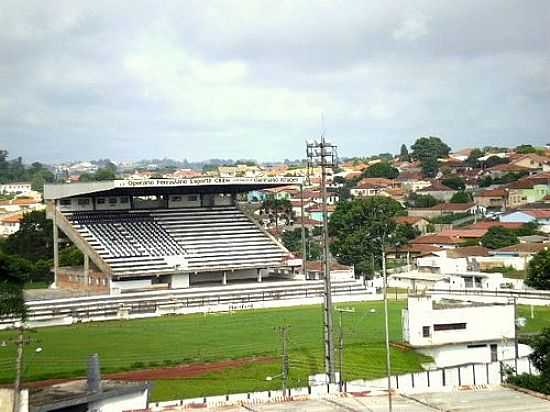 ESTDIO GERMANO KRGER EM PONTA GROSSA-FOTO:RAFAEL KLIMEK - PONTA GROSSA - PR