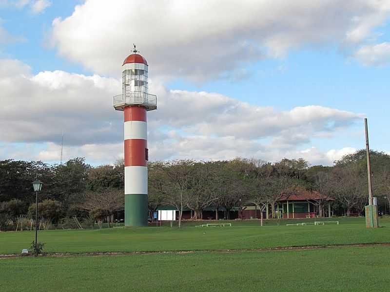 PORTO MENDES-PR-FAROL NO PARQUE DE LAZER ANNITA WANDERER-FOTO:RICARDO MERCADANTE - PORTO MENDES - PR