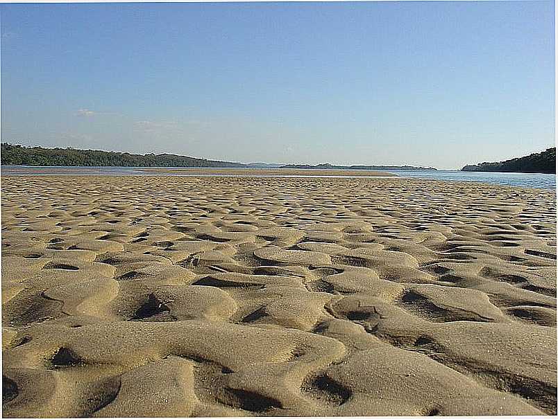 PORTO RICO-PR-PRAIA NO RIO PARAN-FOTO:LUCIANO GASPAR FARIAS  - PORTO RICO - PR