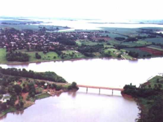 ENTRADA DA CIDADE POR SERTANPOLIS, POR HELLEN - PRIMEIRO DE MAIO - PR