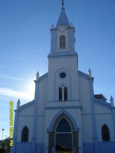 IGREJA MATRIZ DE QUATIGUA, POR RAPHAELA - QUATIGU - PR