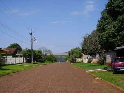 RUA EM RAMILNDIA, POR SIVAL MOREIRA DE BRITO - RAMILNDIA - PR