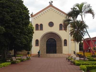 IGREJA MATRIZ-FOTO:JOHNNYBHZ  - RANCHO ALEGRE - PR