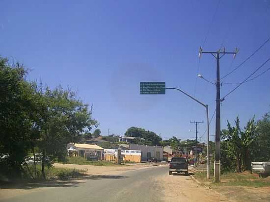 RIO BRANCO DO IVA-PR-RUA DA CIDADE-FOTO:ROQUE VIEW OF HISTO - RIO BRANCO DO IVA - PR