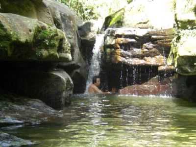 CACHOEIRA RIO CAMPNEIRO, POR ILTON SHIGUEMI KURODA - ROSRIO DO IVA - PR