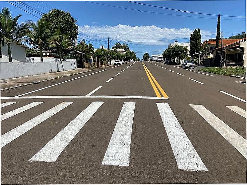 IMAGENS DA CIDADE DE SALTO DO LONTRA - PR - SALTO DO LONTRA - PR