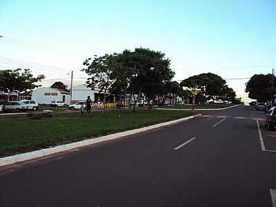 AV.BRASIL-FOTO:IVO RAZABONI  - SANTA ELIZA - PR