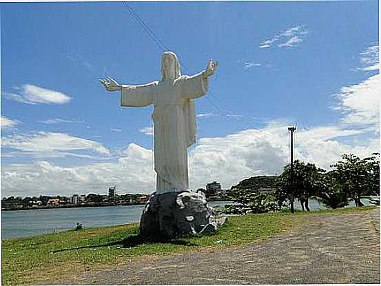 CRISTO NO PONTAL EM ILHUS-BA-FOTO:CAIO GRACO MACHADO - ILHUS - BA