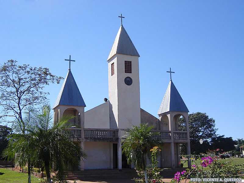 MATRIZ DE SANTA MNICA-FOTO:VICENTE A. QUEIROZ - SANTA MNICA - PR