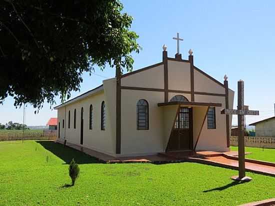 CAPELA NA COMUNIDADE SANTA RITA-FOTO:RICARDO MERCADANTE - SANTA RITA - PR