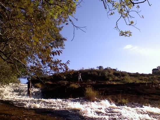 SALTO TERRA NOVA, POR NETO - SO JERNIMO DA SERRA - PR