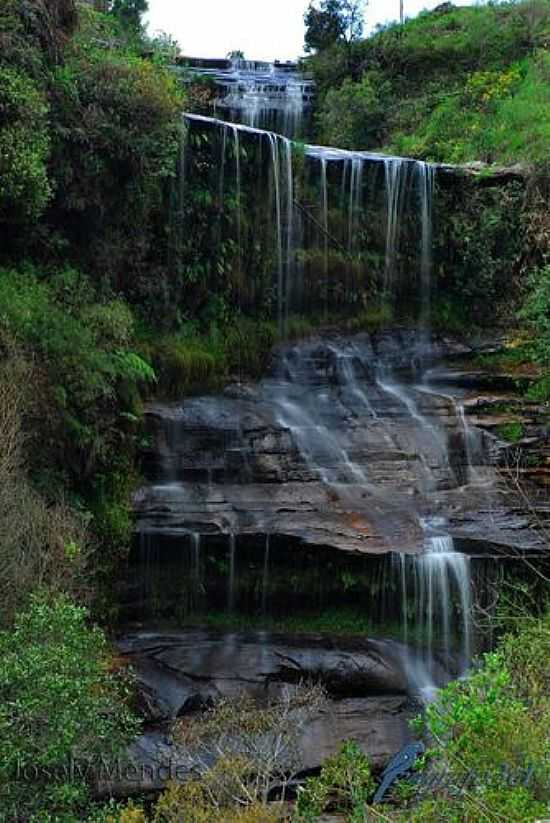 BELA CACHOEIRA EM SO LUIZ DO PURUN-PR-FOTO:FOTOGRAFO3D - SO LUIZ DO PURUN - PR