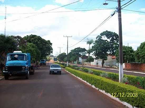 AVENIDA EM SO MANOEL DO PARAN-FOTO:LINEU SANTOS - SO MANOEL DO PARAN - PR