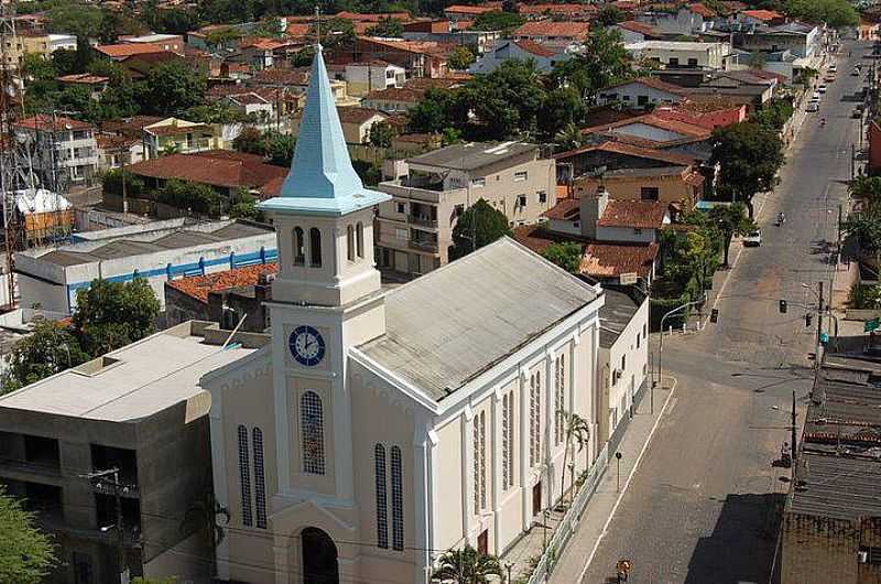 IPIA-BA-MATRIZ E PARCIAL DA CIDADE-FOTO:VOO AUDIOVISUAL-FACEBOOK - IPIA - BA