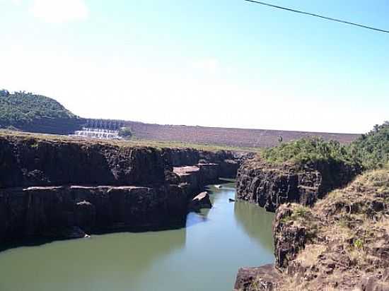 USINA SALTO SANTIAGO EM SAUDADE DO IGUAU-PR-FOTO:FELIPE OLIVA - SAUDADE DO IGUAU - PR