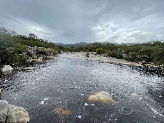 RIO VERDE, POR LUCAS - IPUPIARA - BA