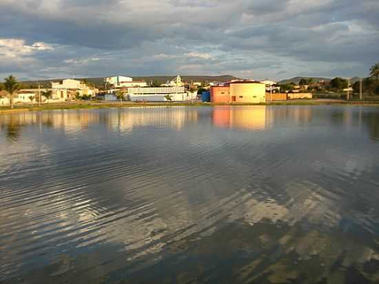 LAGO E ARQUITETURA EM IPUPIARA-BA-FOTO:ERIVELTONCOSTA - IPUPIARA - BA