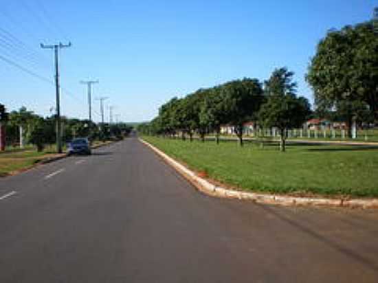 AVENIDA CENTRAL EM SERRA DOS DOURADOS-FOTO:UDSON PINHO - SERRA DOS DOURADOS - PR