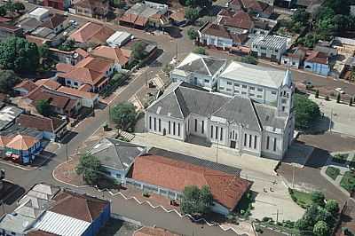 IGREJA MATRIZ - FACE OESTE POR ELIO CASAGRANDE - SERTANPOLIS - PR