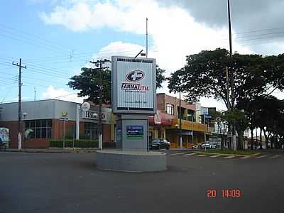 CENTRO DA CIDADE 
POR CLAUDIRENE - TERRA ROXA - PR