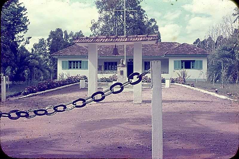 IMAGENS DA COLNIA TINDIQUERA, MUNICPIO DE ARAUCRIA/PR - TINDIQUERA - PR