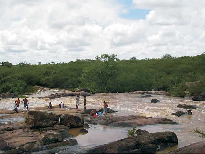 BALNERIO DO RONCADOR ITABERABA - POR LEO VIEIRA  - ITABERABA - BA