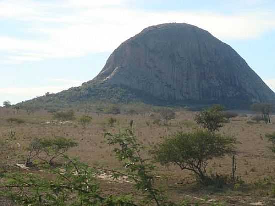 PEDRA DE ITABERABA-FOTO:JORGE HIRATA - ITABERABA - BA