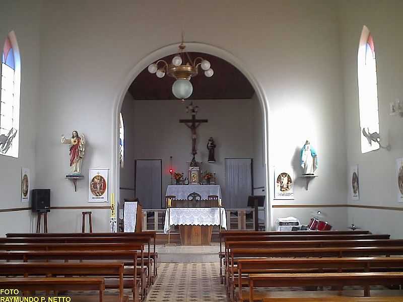 AFONSO ARINOS-RJ-INTERIOR DA IGREJA DE SANTO ANTNIO-FOTO:RAYMUNDO P NETTO - AFONSO ARINOS - RJ