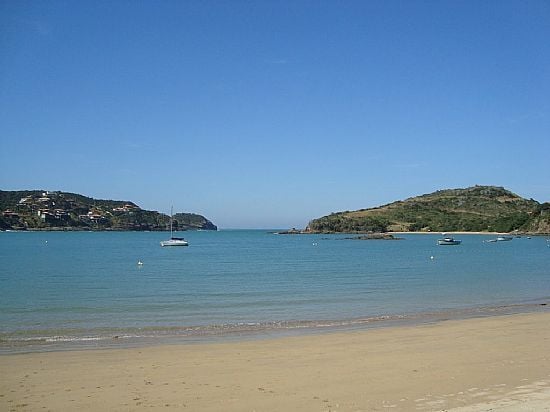 PRAIA DA FERRADURA EM BZIOS-RJ-FOTO:PEDRO LZARO - BZIOS - RJ