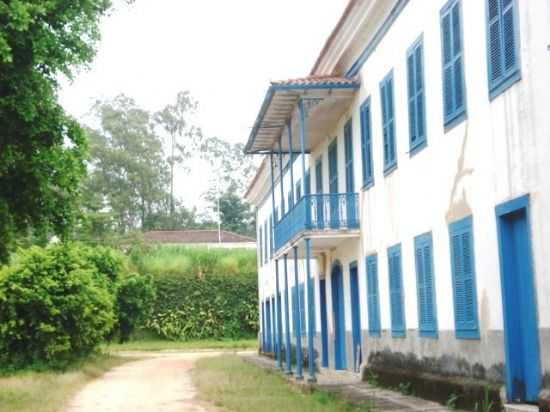 LATERAL DA FAZENDA SANTA MNICA-JUPARAN, POR MERCIA SILVA - BARO DE JUPARANA - RJ