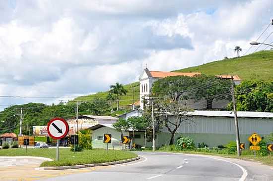 ENTRADA DA CIDADE DE BOA ESPERANA-RJ-FOTO:VERA DUARTE - BOA ESPERANA - RJ