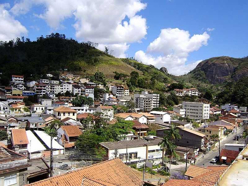 BOM JARDIM-RJ-VISTA PARCIAL DA CIDADE-FOTO:WWW.CONNHECER.TUR.BR - BOM JARDIM - RJ