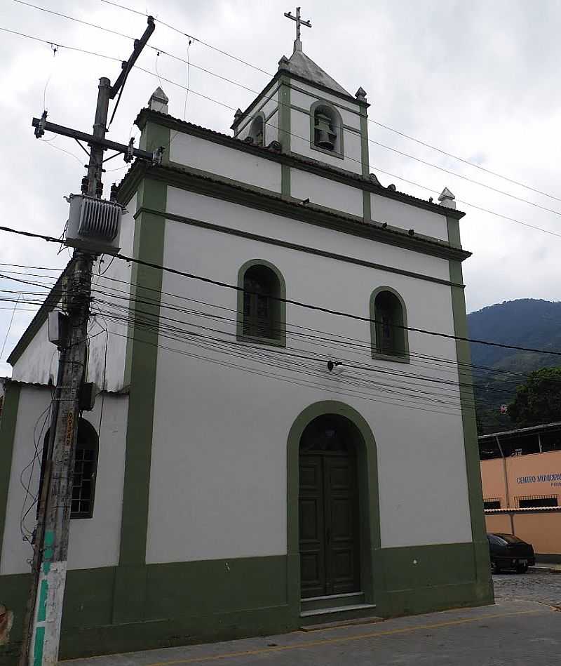 CACHOEIRAS DE MACACU-RJ-IGREJA DO SAGRADO CORAO DE JESUS-FOTO:VICTOR GABRIEL - CACHOEIRAS DE MACACU - RJ