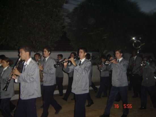 BANDA LIRICA NA FESTA DE CARABUU, POR CARABUU - CARABUU - RJ