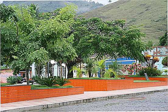 ITAG-BA-PRAA TIRADENTES-FOTO:LENILTON - ITAGI - BA