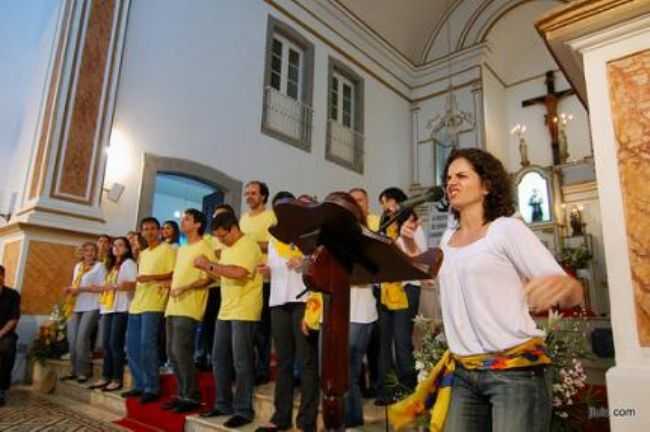 ENCONTRO DE CORAIS, POR ELOISA ELENA MACHADO DOS SANTOS - CONSERVATRIA - RJ