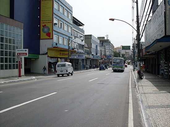 AV.BRIGADEIRO LIMA E SILVA EM DUQUE DE CAXIAS-FOTO:JOS LUIZ - DUQUE DE CAXIAS - RJ