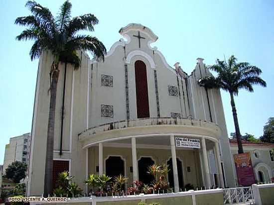 CATEDRAL DE SANTO ANTNIO DE PDUA EM DUQUE DE CAXIAS-FOTO:VICENTE A. QUEIROZ - DUQUE DE CAXIAS - RJ