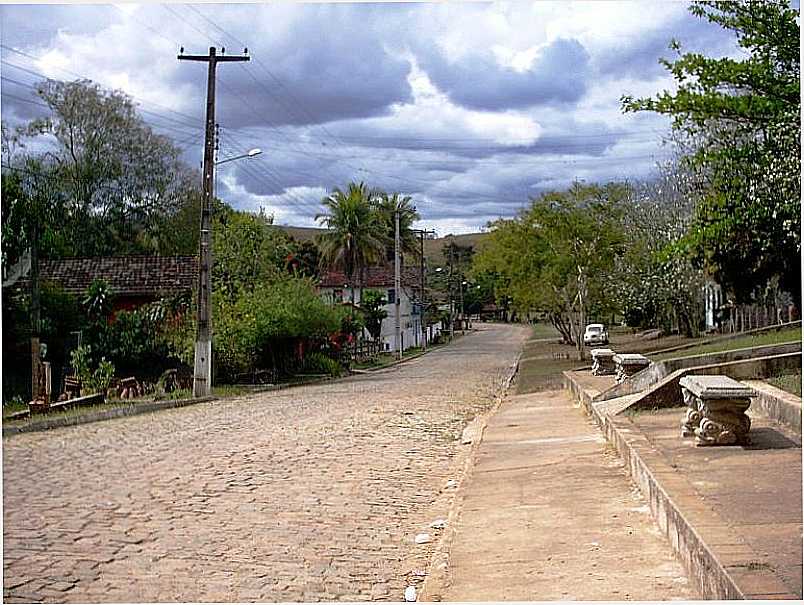 ESTRADA NOVA  RUA PRINCIPAL  FRANCISCO F. PINTO - ESTRADA NOVA - RJ