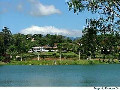 LAGO DE JAVARY POR JOGE A FERREIRA JR - GOVERNADOR PORTELA - RJ