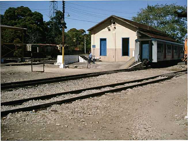 ANTIGA ESTAO DE GUAPIMIRIM, POR ELIEZER COSTA - GUAPIMIRIM - RJ